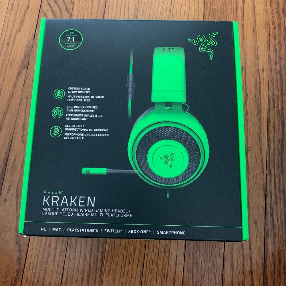 Wired gaming headset